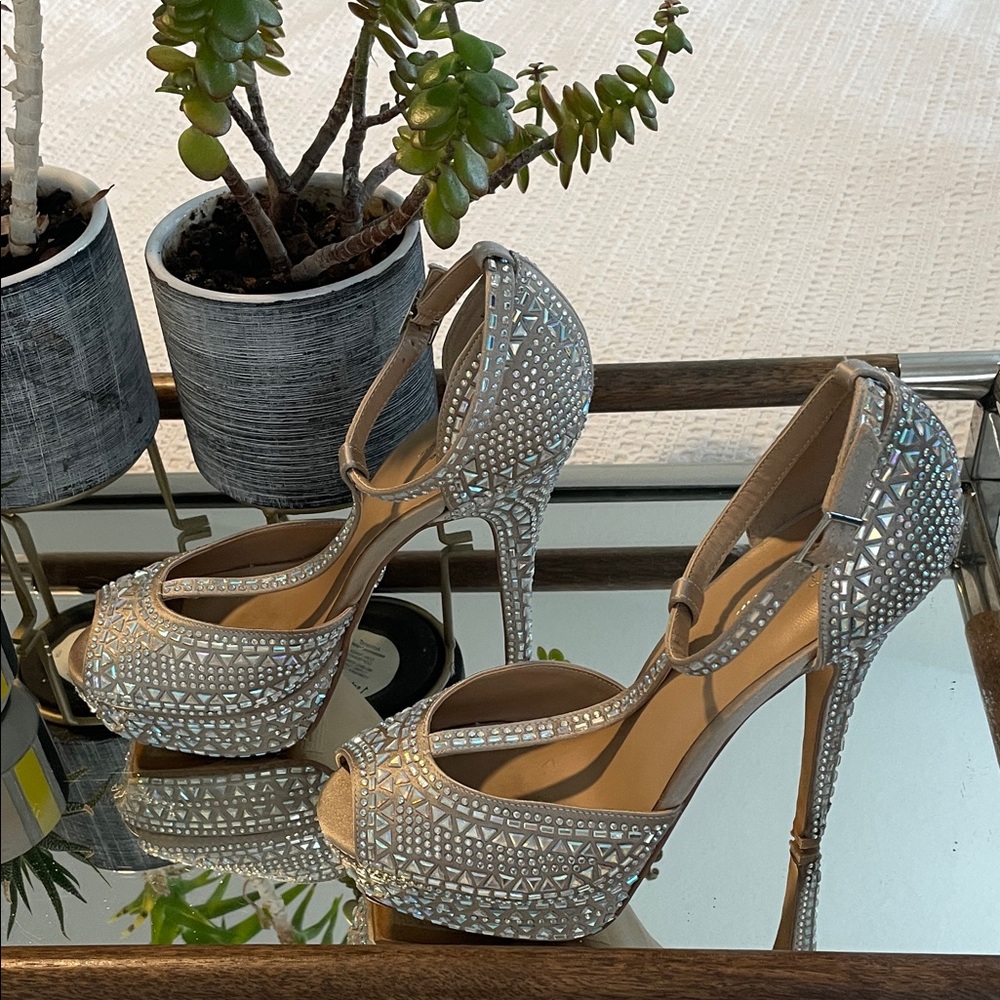 Thalia Sodi Nude Crystal Embellished Platform Heels - Picture 3 of 6